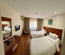Royal Marshal Hotel