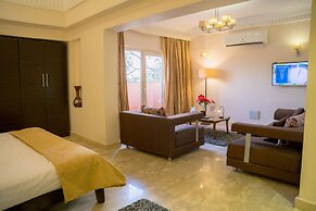 Royal Marshal Hotel