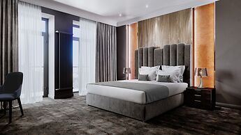 Hartwell Hotel