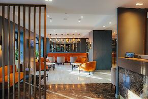 Hartwell Hotel