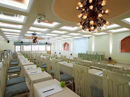 Sirene Blue Resort