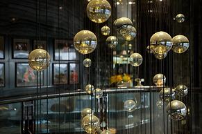 DeRUCCI Hotel