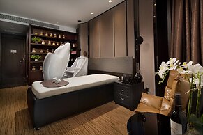 DeRUCCI Hotel