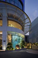 DeRUCCI Hotel