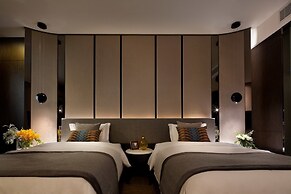 DeRUCCI Hotel