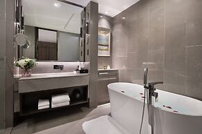 DeRUCCI Hotel