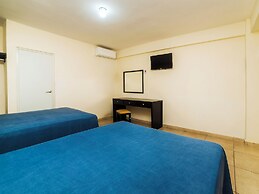 Hotel Puerto Inn