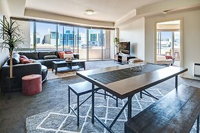 Southbank Tower Apartments