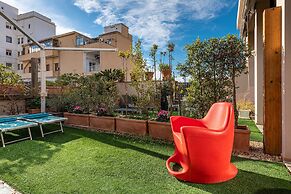 Snob Luxury Suite