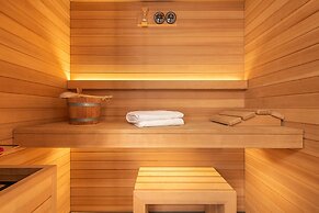 Snob Luxury Suite
