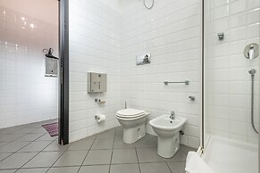 Snob Luxury Suite