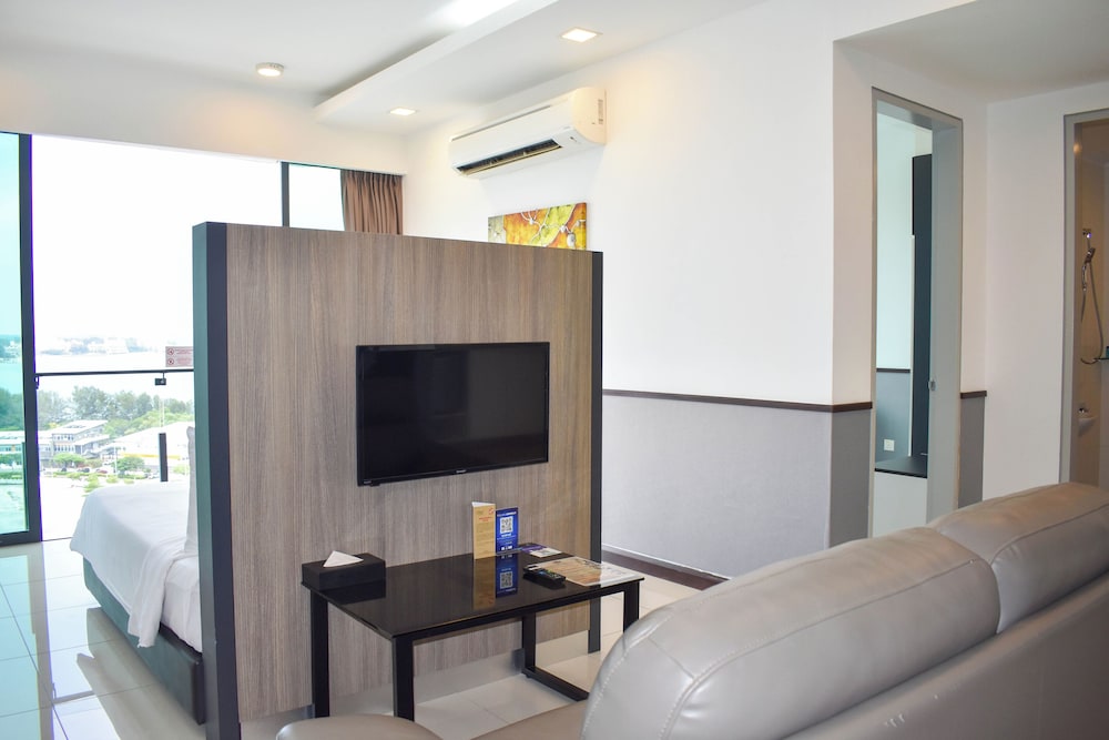 D'Wharf Hotel & Serviced Residence