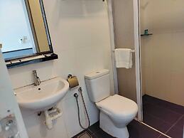 D'Wharf Hotel & Serviced Residence