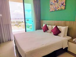 D'Wharf Hotel & Serviced Residence