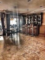 Seckin Ak Hotel