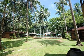 Melina's Beach Front Bungalow