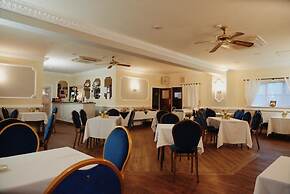 The Waverley Hotel