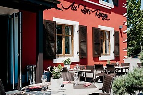 Logis Hôtel Au Lion Rouge
