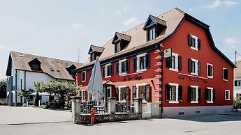 Logis Hôtel Au Lion Rouge