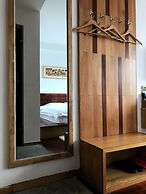 Travelling With Hotel Long Ji Ping An