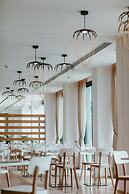 Lebay Beach Hotel
