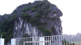 Limestone View Homestay