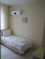 Saral Hotel
