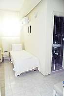 Saral Hotel