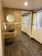 Hotel & Suites Cerro Rojo