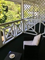 Waterfront Lodge