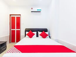 OYO 414  Adiff Palace Hotel