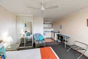 Sunlit Waters Studio Apartments