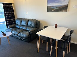 Montana Lodge Motel