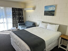 Montana Lodge Motel