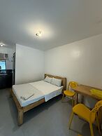Bumblebee Inn