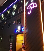 Happy Q Motel