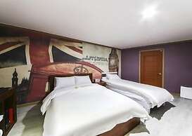 Happy Q Motel