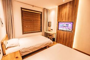 Qufu International Youth Hotel