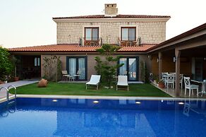 Fehmi Bey Alacati - Special Class