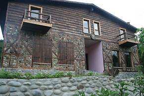 Livadi Hotel