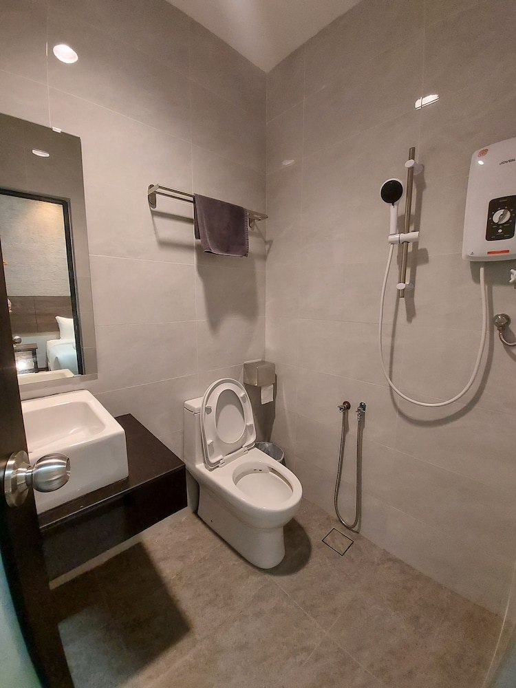 MIICO Hotel @ Mount Austin