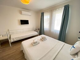 Alicante Hotel - Adults Only