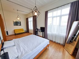 Serguzest Otel