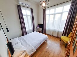 Serguzest Otel