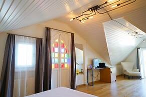 Serguzest Otel