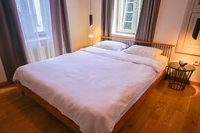 Serguzest Otel