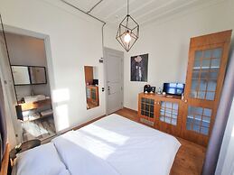 Serguzest Otel