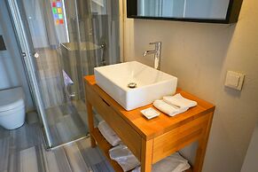 Serguzest Otel