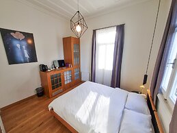 Serguzest Otel