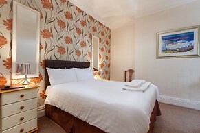 The Maples Hotel